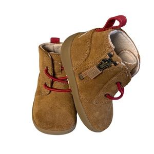 Ugg boots baby size 2/3